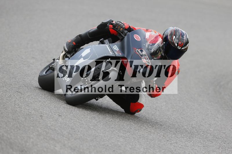 /09 19.04.2026  Caremotion get faster ADR/Gruppe rot/97